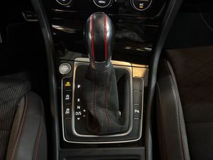 Volkswagen Golf GTI TCR 2.0 TSI 213kW(290CV) DSG - Foto 15