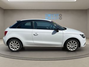 Audi A1 1.6 TDI ultra Attraction  - Foto 9