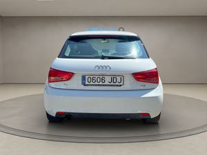 Audi A1 1.6 TDI ultra Attraction  - Foto 7