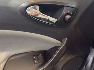 Seat Ibiza 1.4 TDI 90cv Style DSG - Foto 18
