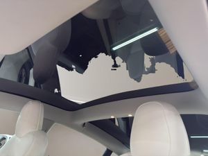 Tesla Model 3 Gran Autonomía RWD - Foto 15