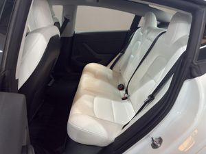 Tesla Model 3 Gran Autonomía RWD - Foto 12