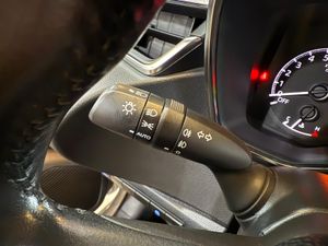 Toyota Corolla 1.8 125H ACTIVE TECH E-CVT TOU SPORT - Foto 21