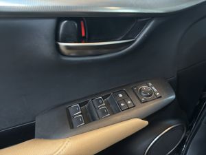 Lexus NX 2.5 300h F Sport Panorámico 4WD - Foto 18