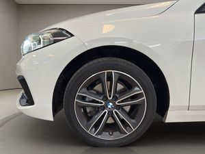 BMW Serie 1 118i Auto. - Foto 9
