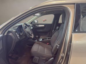 Volvo XC40 1.5 T2 Momentum Core - Foto 13