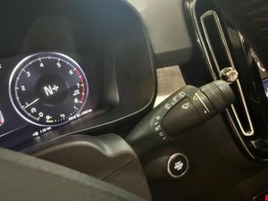 Volvo XC40 1.5 T2 Momentum Core - Foto 21