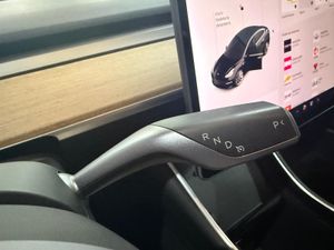 Tesla Model 3 Gran Autonomía AWD - Foto 19