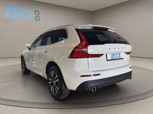 Volvo XC60 2.0 B4 D AWD Momentum Pro Auto - Foto 6