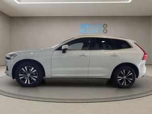 Volvo XC60 2.0 B4 D AWD Momentum Pro Auto - Foto 10