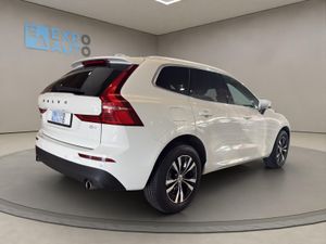 Volvo XC60 2.0 B4 D AWD Momentum Pro Auto - Foto 4
