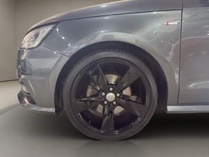 Audi A1 Sportback 1.4 TFSI 125CV S tr Attraction - Foto 10