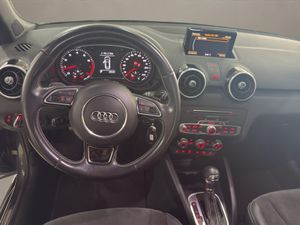 Audi A1 Sportback 1.4 TFSI 125CV S tr Attraction - Foto 19