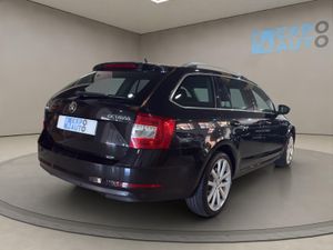 Skoda Octavia Combi 1.4 TSI 150cv Style - Foto 5