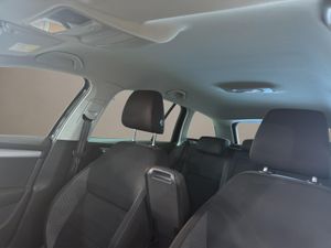 Skoda Octavia Combi 1.4 TSI 150cv Style - Foto 22