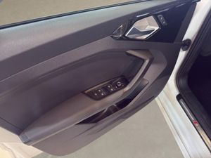 Audi A1 Sportback Adrenal Black 30TFSI 81kW S tr - Foto 18
