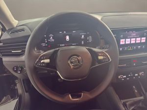 Skoda Scala 1.0 TSI 70 KW (95 CV) SELECTION - Foto 17