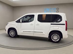 Toyota Proace City Verso 1.5D 96kW (130CV) Family Active L1 - Foto 7