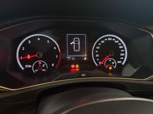 Volkswagen T-Roc Advance 1.0 TSI 85kW (115CV) - Foto 22
