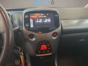 Toyota Aygo 1.0 70 x-clusiv - Foto 13