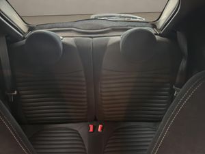 Abarth 500 695 1.4 16v T-Jet 132kW (180 CV) - Foto 13