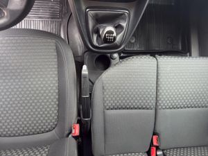 Ford Transit Connect Kombi 1.5 TDCi 100cv Ambient 220 L1 (M1) - Foto 17