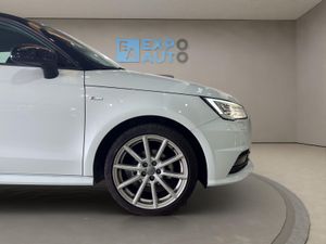 Audi A1 Adrenalin2 1.0 TFSI 70kW(95CV) Sportback - Foto 9
