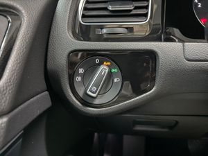 Volkswagen Golf Sport 1.6 TDI 105CV BMT DSG - Foto 17