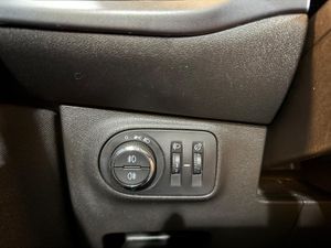 Opel Corsa 1.4 66kW (90CV) Selective - Foto 14