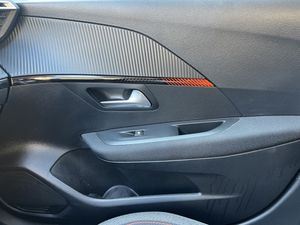 Peugeot e-208 Active Electrico  - Foto 12