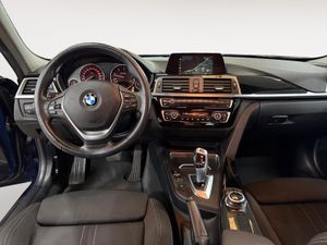 BMW Serie 3 318d Touring - Foto 10
