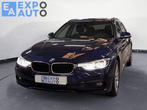 BMW Serie 3 318d Touring - Foto 16