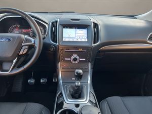 Ford Edge 2.0 TDCI 132kW 180CV Trend 4WD  - Foto 14
