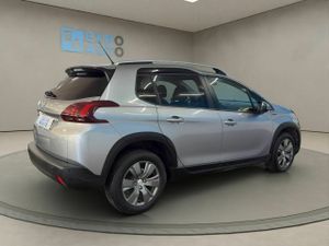 Peugeot 2008 Allure BlueHDi 100 SS  - Foto 5