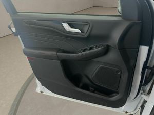 Ford Kuga STLine X 2.5 Duratec FHEV Auto  - Foto 18