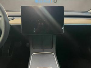 Tesla Model 3 Performance AWD  - Foto 14