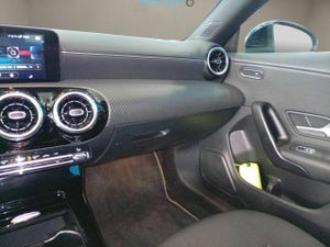 Mercedes CLA CLA 200 D DCT  - Foto 17