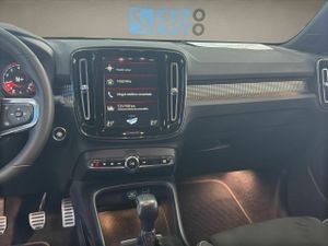 Volvo XC40 1.5 T2 RDesign  - Foto 15