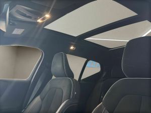 Volvo XC40 1.5 T2 RDesign  - Foto 20