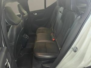 Volvo XC40 1.5 T2 RDesign  - Foto 13