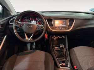 Opel Grandland X 1.2 Turbo Selective - Foto 8