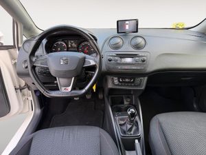 Seat Ibiza ST 1.6 TDI 105cv Style ITech 30 Aniver - Foto 8
