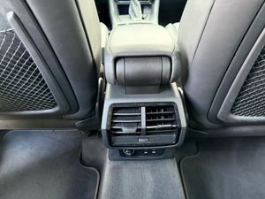 Audi Q3 RS 2.5 TFSI quattro - Foto 24