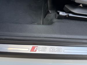 Audi Q3 RS 2.5 TFSI quattro - Foto 12