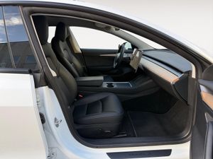 Tesla Model 3 Estándar Plus RWD - Foto 14