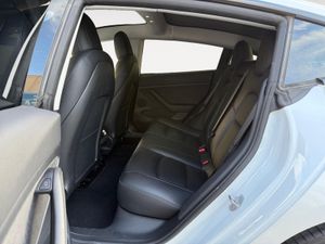 Tesla Model 3 Estándar Plus RWD - Foto 7