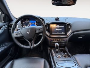Maserati Ghibli 3.0 V6 DS RWD - Foto 23