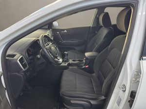 Kia Sportage . - Foto 13