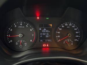 Kia Stonic . - Foto 18