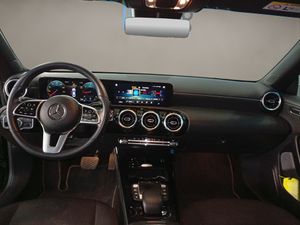 Mercedes CLA 180 D - Foto 13